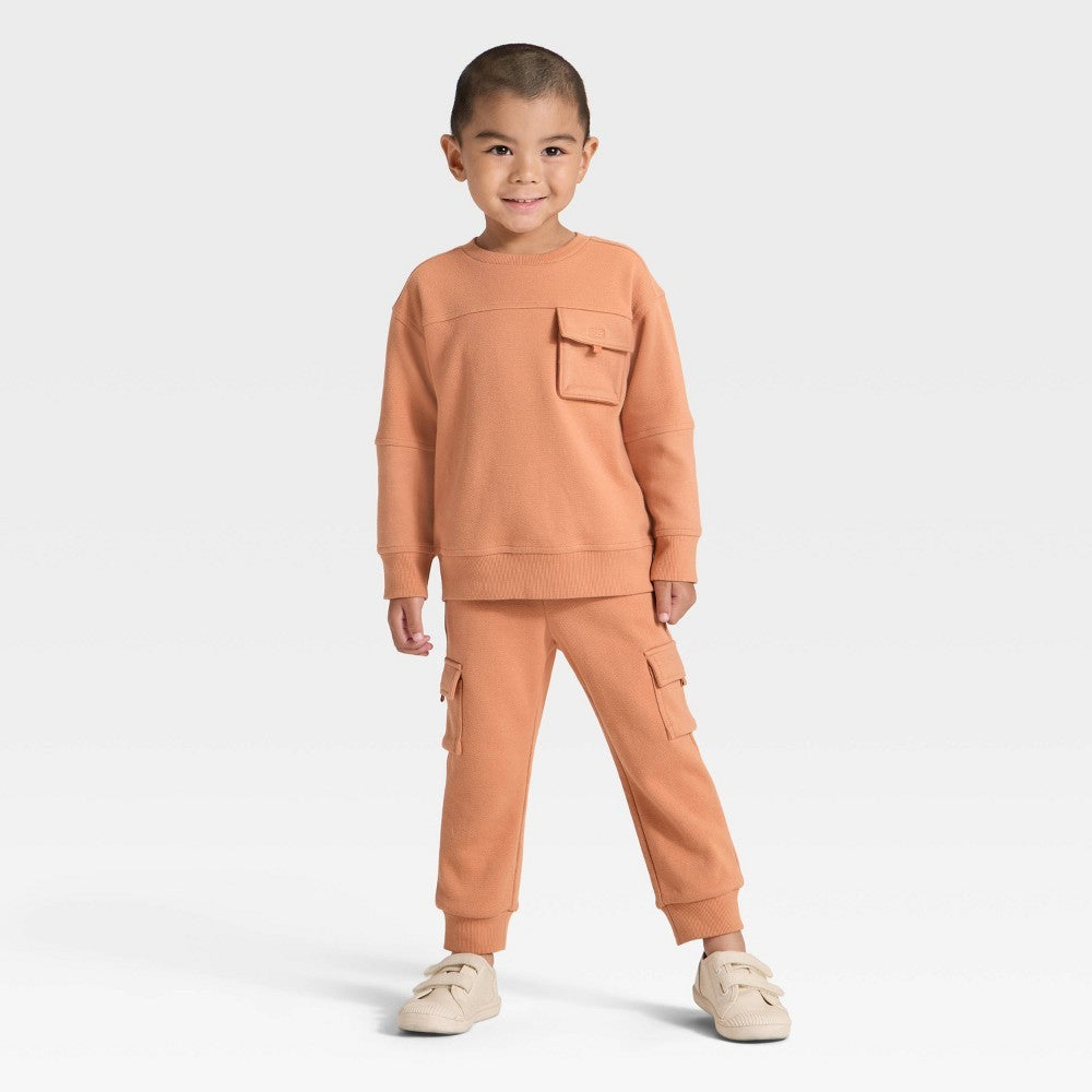 Cat & Jack Boys' Sweatshirt and Joggers
Set 3T
