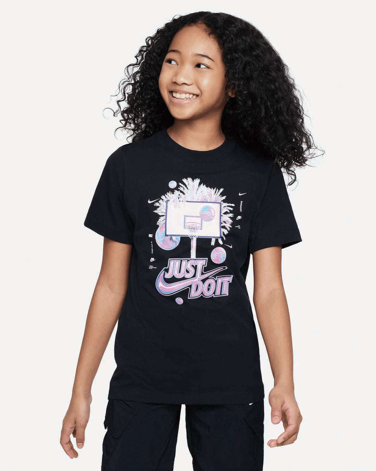 Nike Kids Just Do It T-Shirt Black, Size M girl