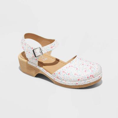Girls' Daisy Clog Heels - Art Class 4, MultiColored